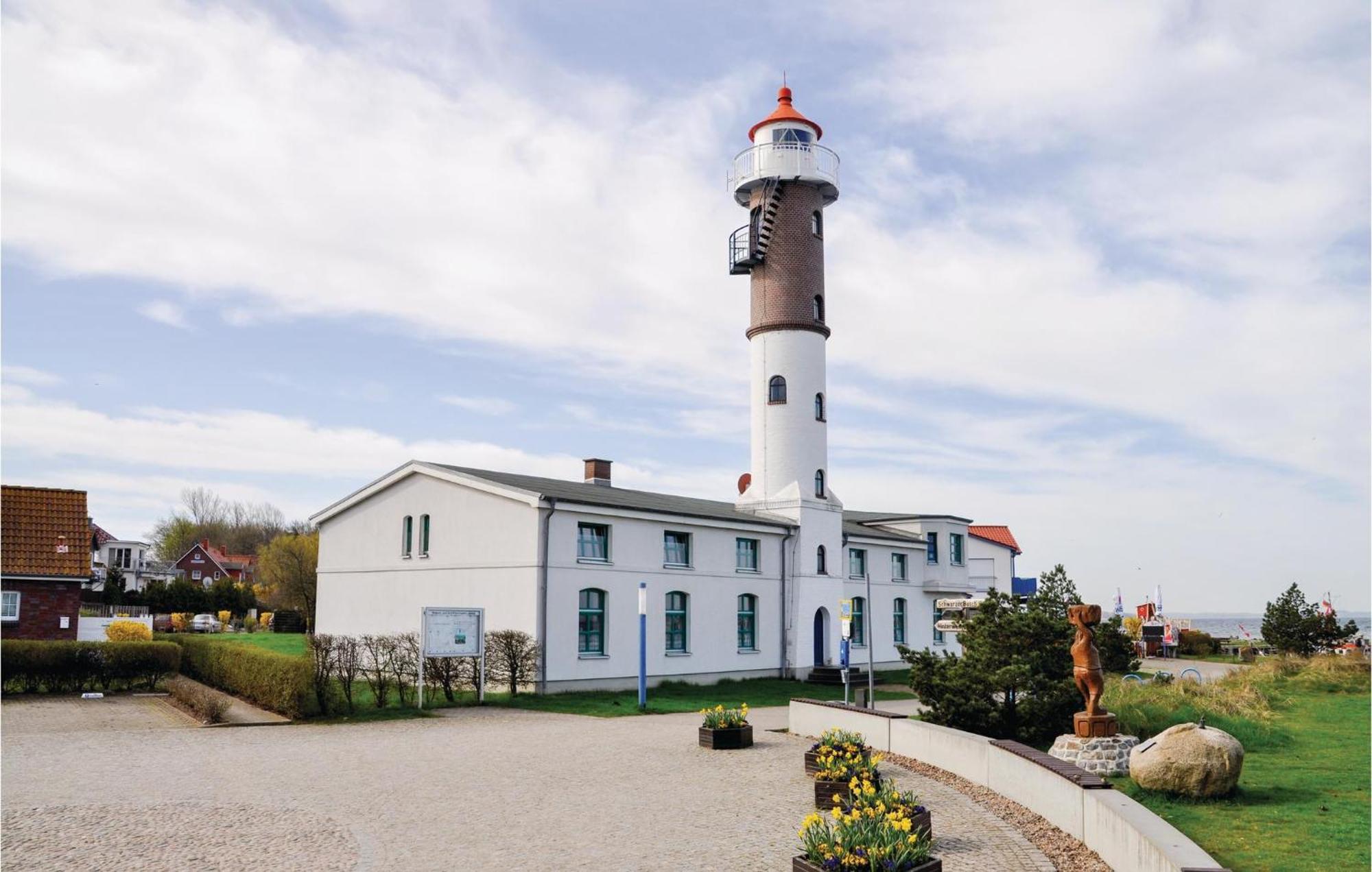 Nice Home In Insel Poel With House Sea View ภายนอก รูปภาพ